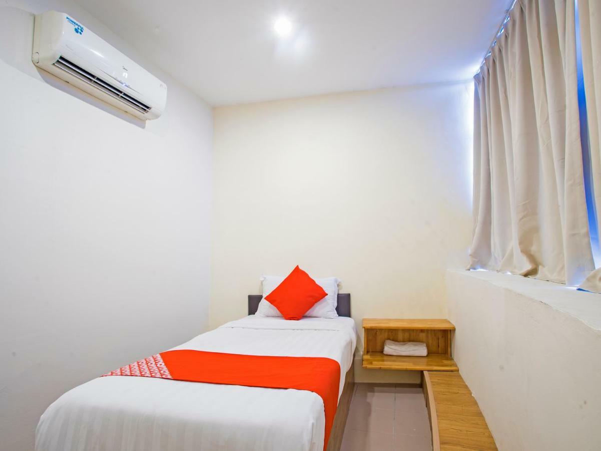 Oyo 982 Hotel Sk Kajang Zewnętrze zdjęcie