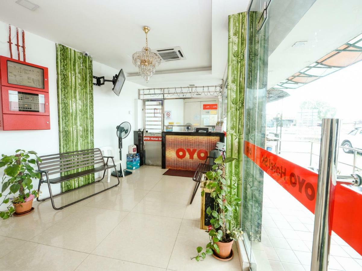 Oyo 982 Hotel Sk Kajang Zewnętrze zdjęcie